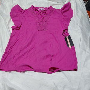 Women's IRIS Fuchsia Blouse with Lace Detail, Size M